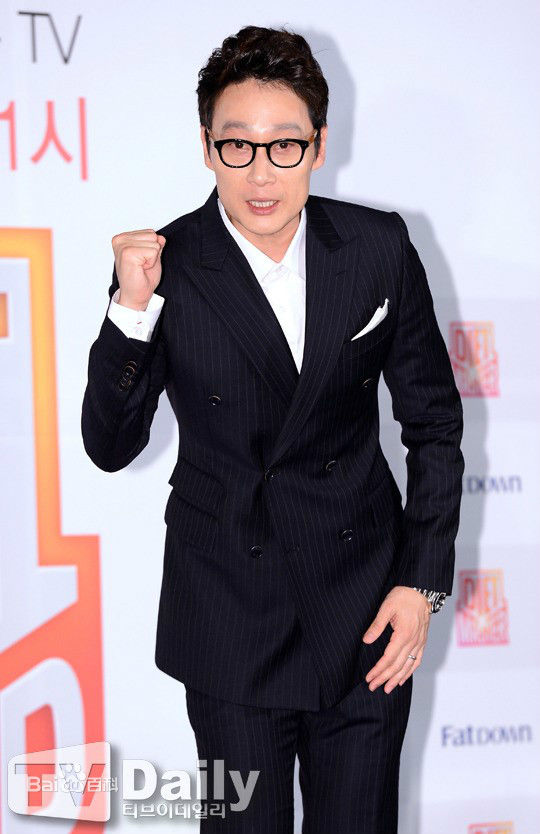 高清李辉才(Lee Hwi Jae)图片