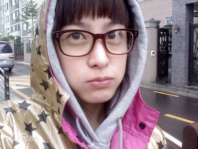 最优质朴喜本(Park Heebon)生活照