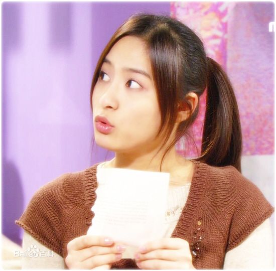 朴喜本(Park Heebon)在《彩虹罗曼史》的最新剧照