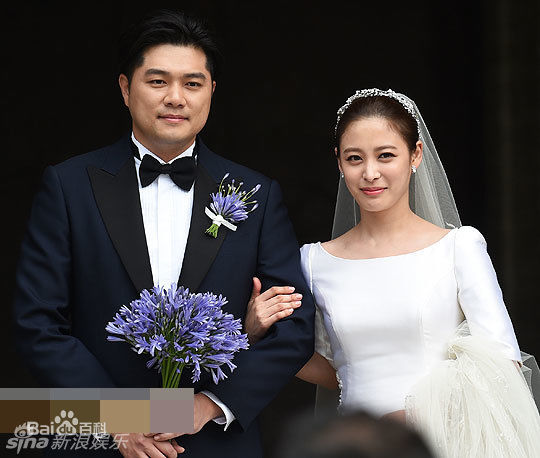 最新朴喜本(Park Heebon)性感图片