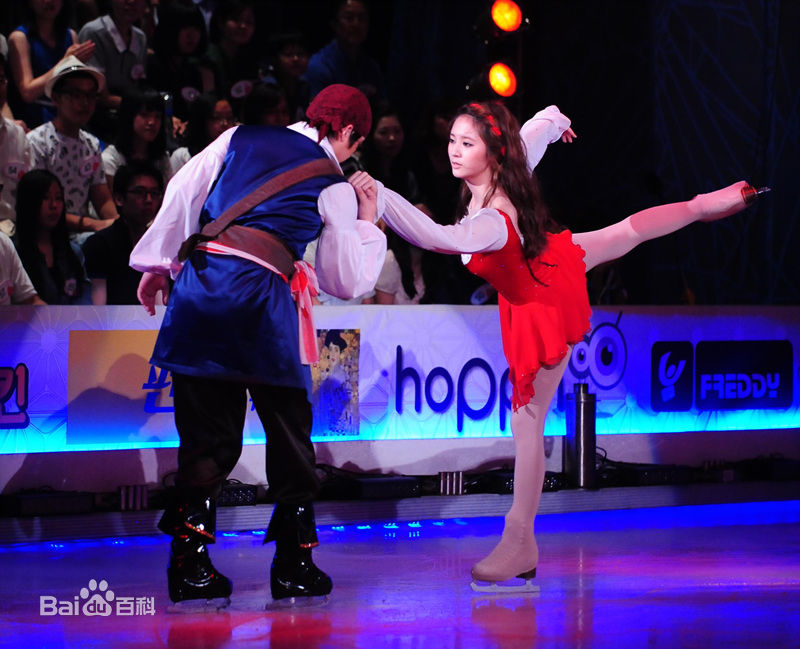 李东勋(Dong-Whun LEE)Kiss图册