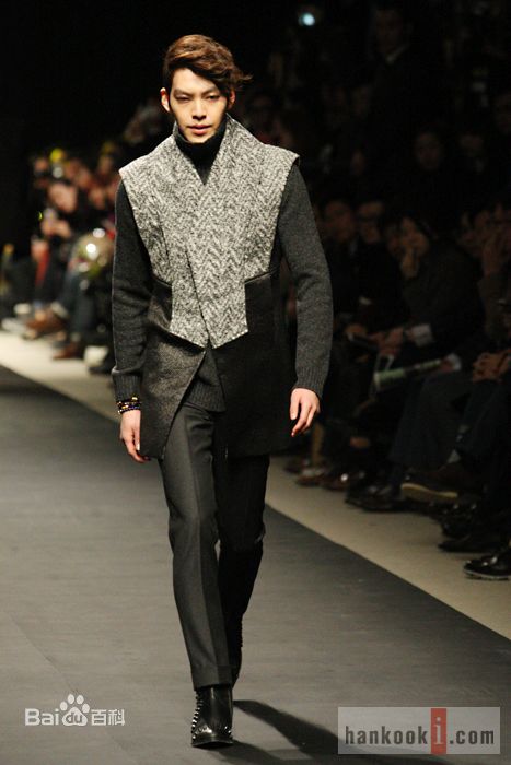 金宇彬(/KimWoo Bin)时装秀图片图册