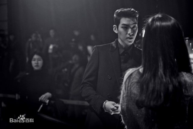 金宇彬(/KimWoo Bin)M Countdown主持性感图片图集