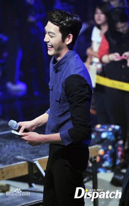 金宇彬(/KimWoo Bin)M Countdown主持性感图片图集