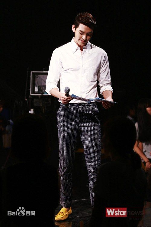 金宇彬(/KimWoo Bin)M Countdown主持性感图片图集