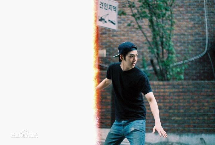 金宇彬(/KimWoo Bin)生活照壁纸壁纸