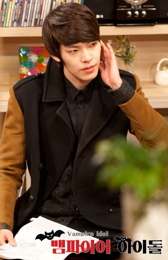 金宇彬(/KimWoo Bin)影视剧精选剧照