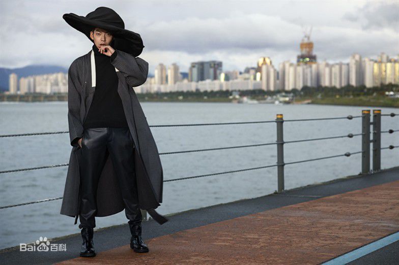 金宇彬(/KimWoo Bin)精选杂志照图册