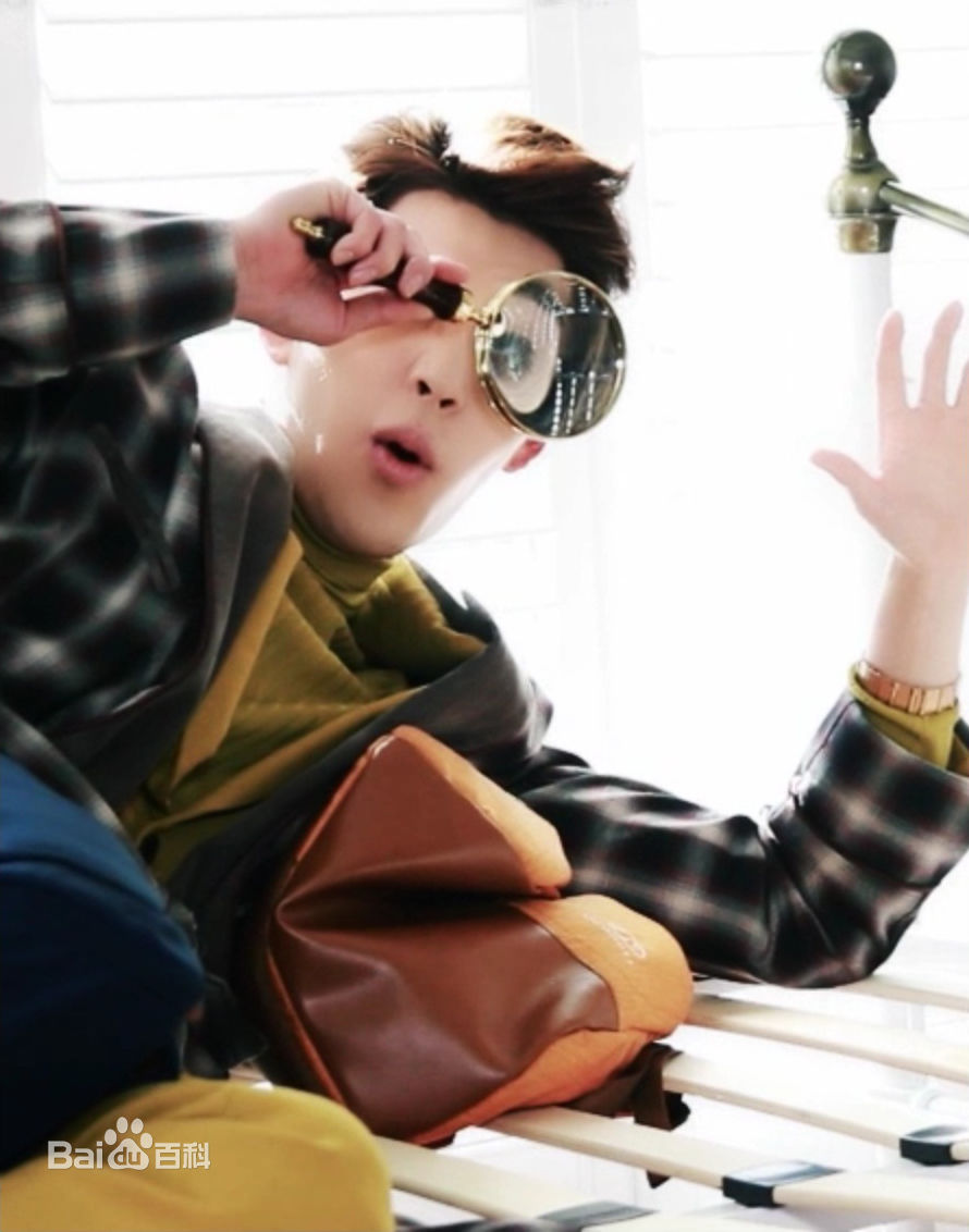 金宇彬(/KimWoo Bin)精选杂志照图册