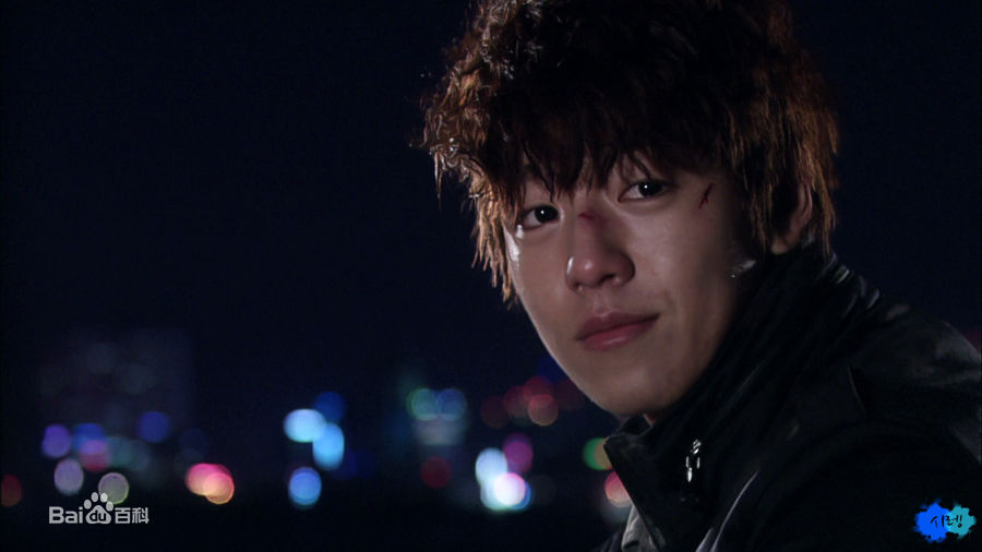 李玹雨((韩)Lee Hyun Woo(英)イヒョヌ(日))赤道的男人 金善宇壁纸壁纸