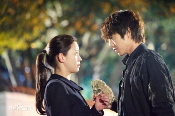 李玹雨((韩)Lee Hyun Woo(英)イヒョヌ(日))赤道的男人 金善宇壁纸壁纸