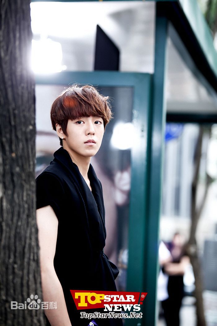 李玹雨((韩)Lee Hyun Woo(英)イヒョヌ(日))致美丽的你 车恩杰图册