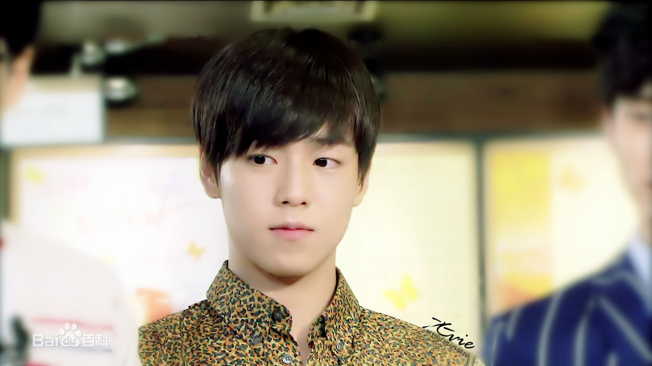 李玹雨((韩)Lee Hyun Woo(英)イヒョヌ(日)) 综艺节目性感图片图集