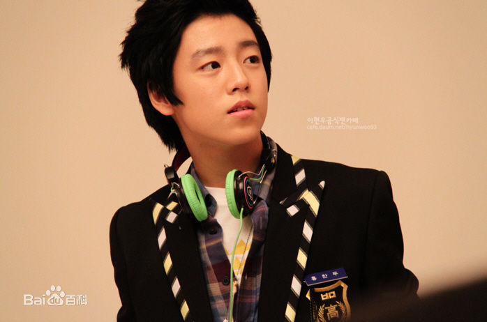 李玹雨((韩)Lee Hyun Woo(英)イヒョヌ(日))学习之神 洪灿斗素颜照相册