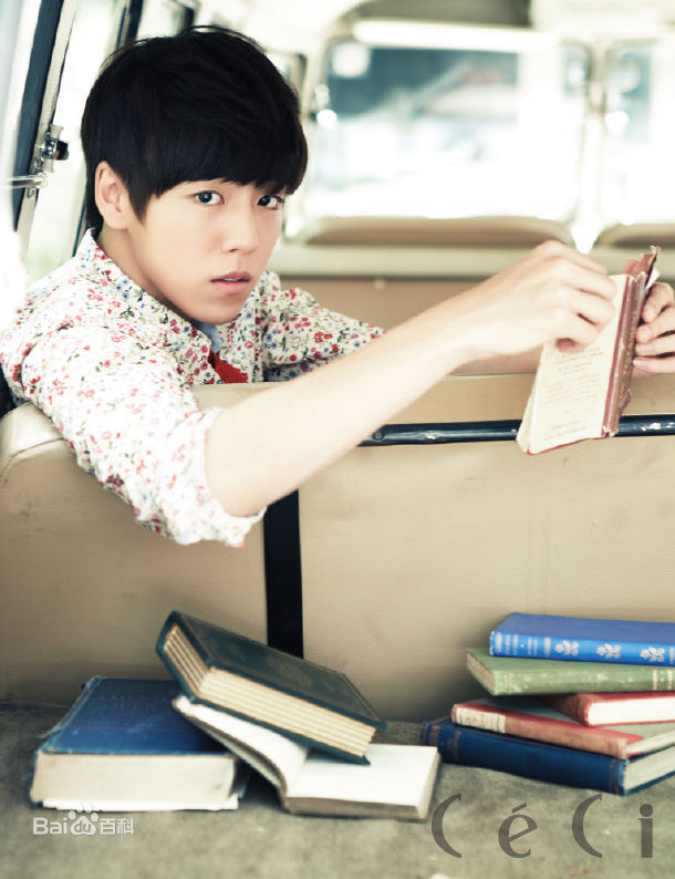 李玹雨((韩)Lee Hyun Woo(英)イヒョヌ(日))最全画报壁纸