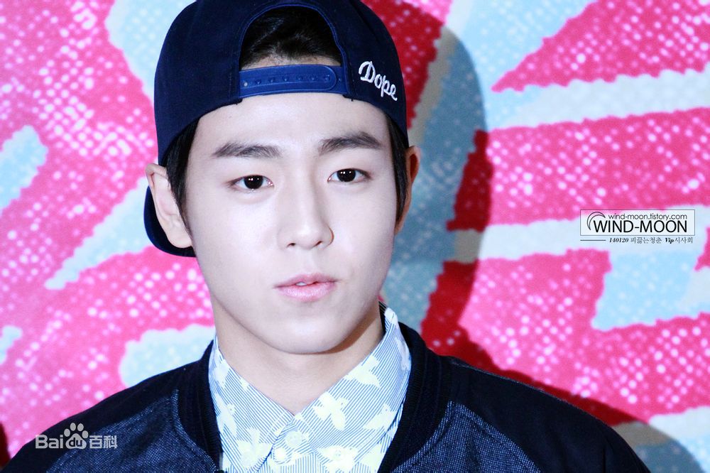 李玹雨((韩)Lee Hyun Woo(英)イヒョヌ(日))出席活动前后照片