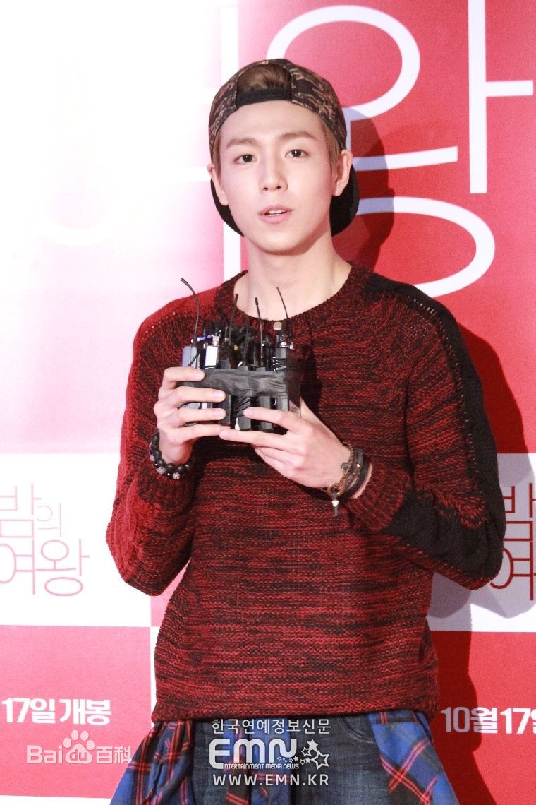 李玹雨((韩)Lee Hyun Woo(英)イヒョヌ(日))出席活动前后照片