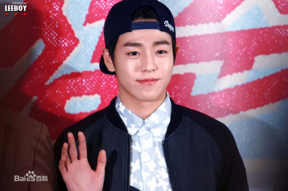 李玹雨((韩)Lee Hyun Woo(英)イヒョヌ(日))出席活动前后照片