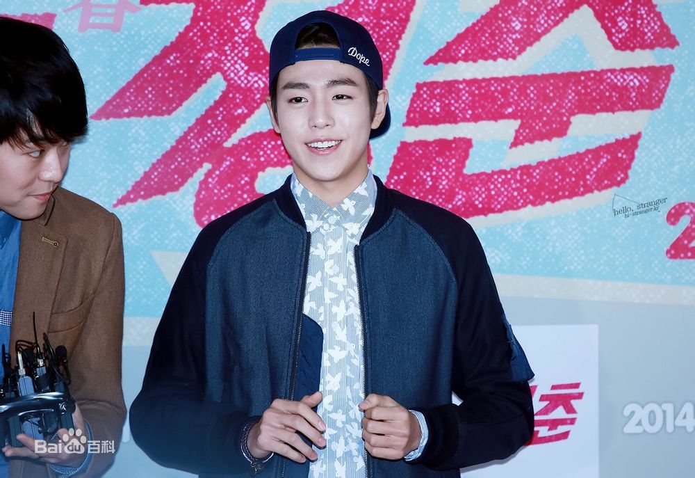 李玹雨((韩)Lee Hyun Woo(英)イヒョヌ(日))出席活动前后照片