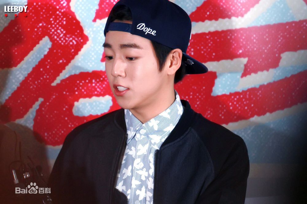 李玹雨((韩)Lee Hyun Woo(英)イヒョヌ(日))出席活动前后照片