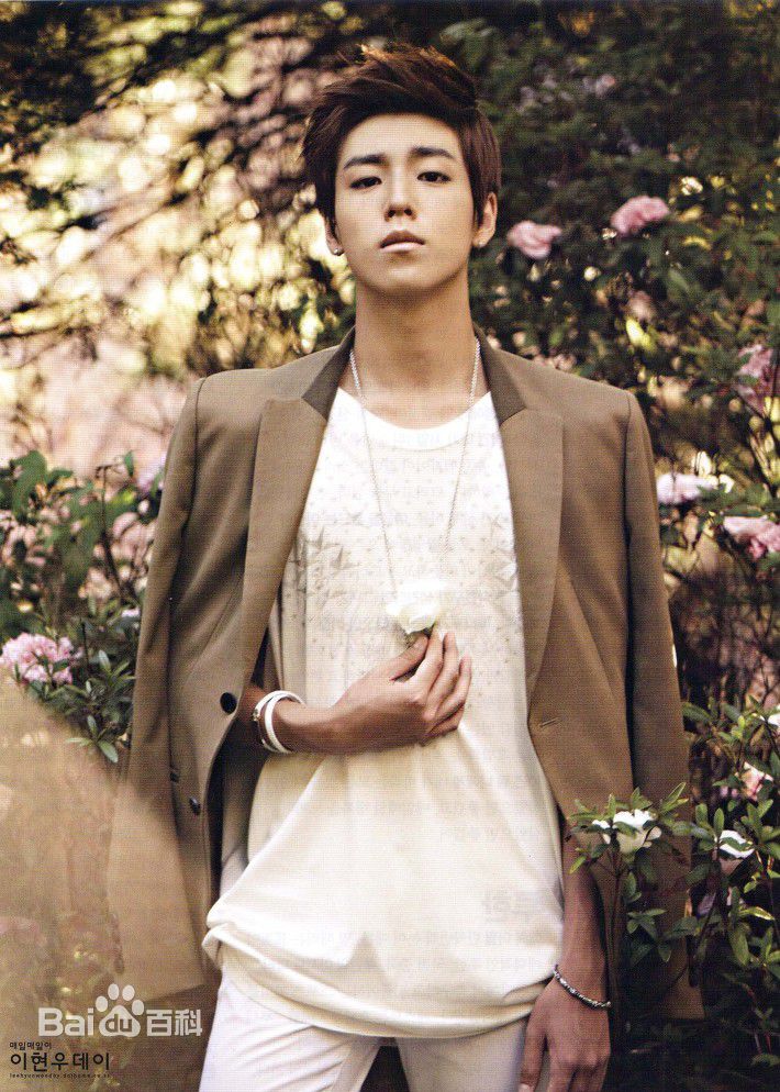 最新李玹雨((韩)Lee Hyun Woo(英)イヒョヌ(日))精彩图册