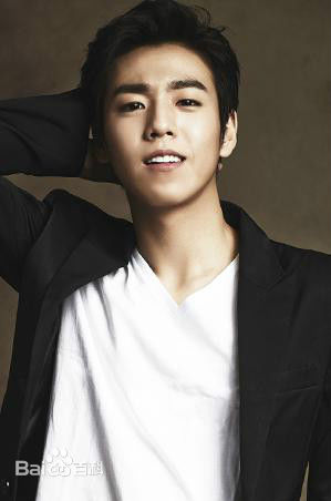 最优质李玹雨((韩)Lee Hyun Woo(英)イヒョヌ(日))素颜照