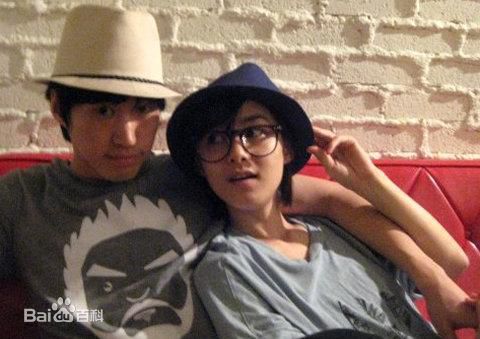 姜惠贞(Kang Hye-Jung)与老公素颜照相册