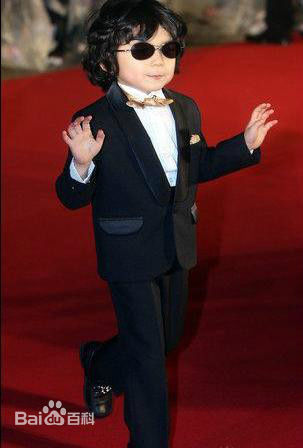 王锡玄(Seok-hyun Wang/)出席活动照素颜照相册