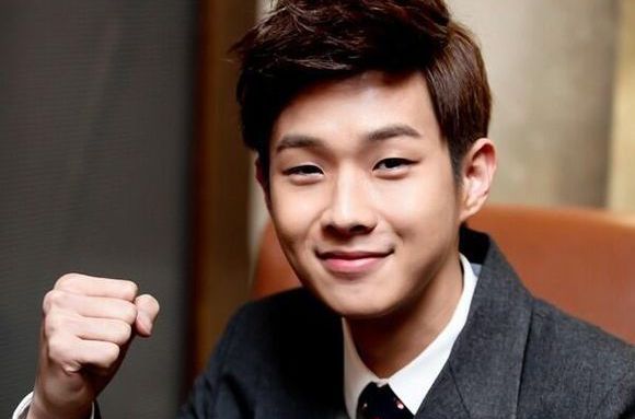 高清崔宇植( / Choi Woo-shik /Eddie)性感图片