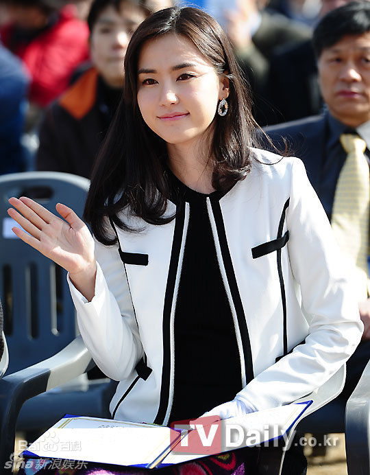 精选孔贤珠( Kong Hyun Joo)精彩图册