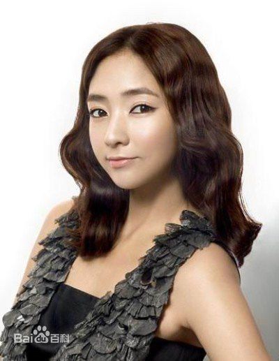 最优质陈彩英(Jae-yeong Jin)生活照