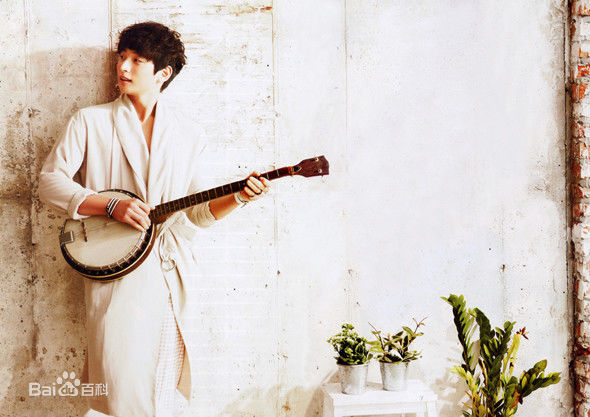 郑珍云(，Jeong Jin woon，ジヌンソロ)前后照片