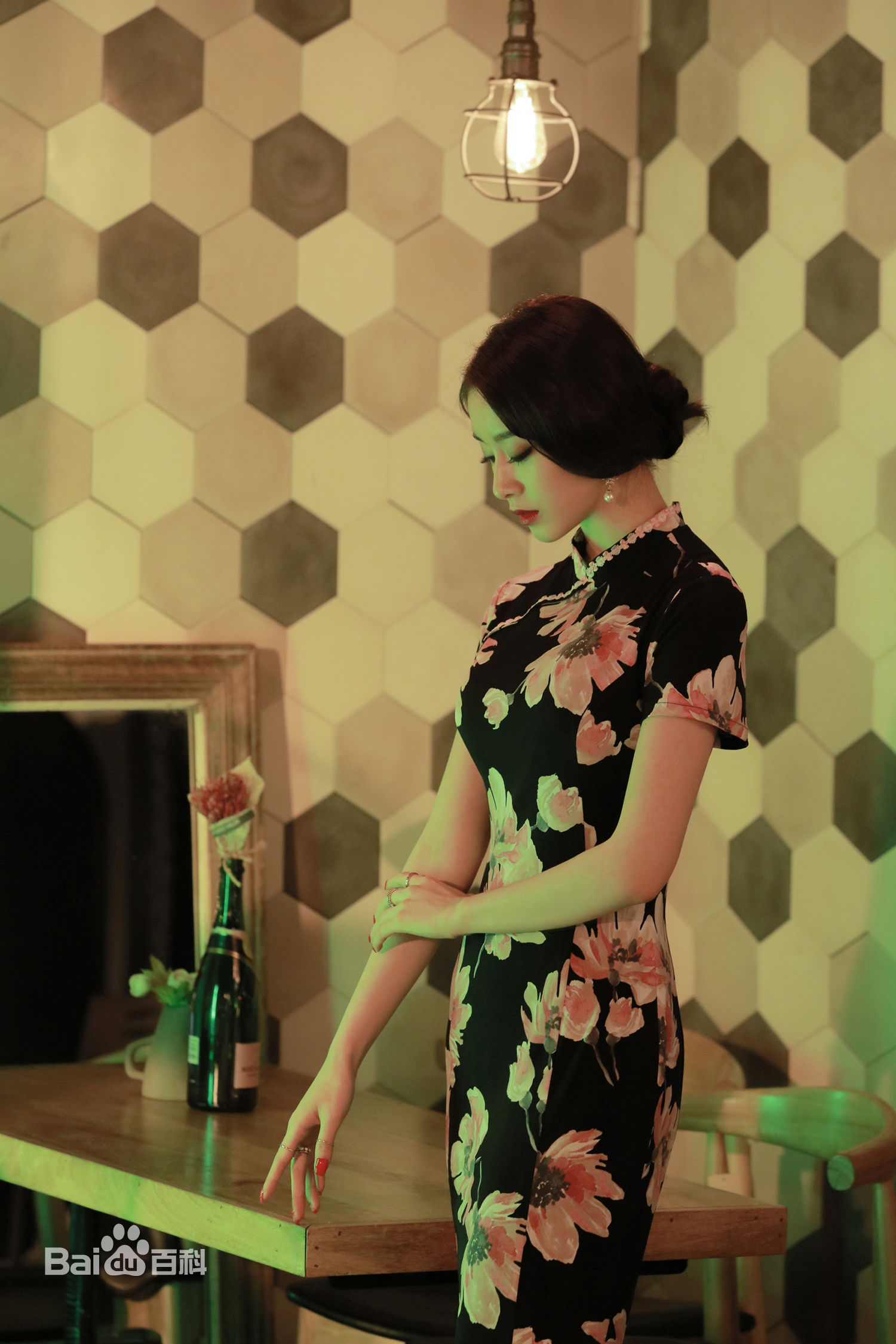 朴智妍(Park Ji Yeon)智妍专辑照性感图片壁纸