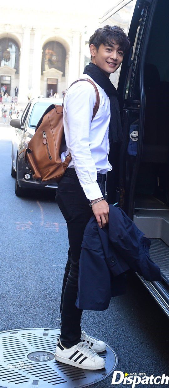 崔珉豪(Choi Minho、)参加纽约时装周素颜照相册