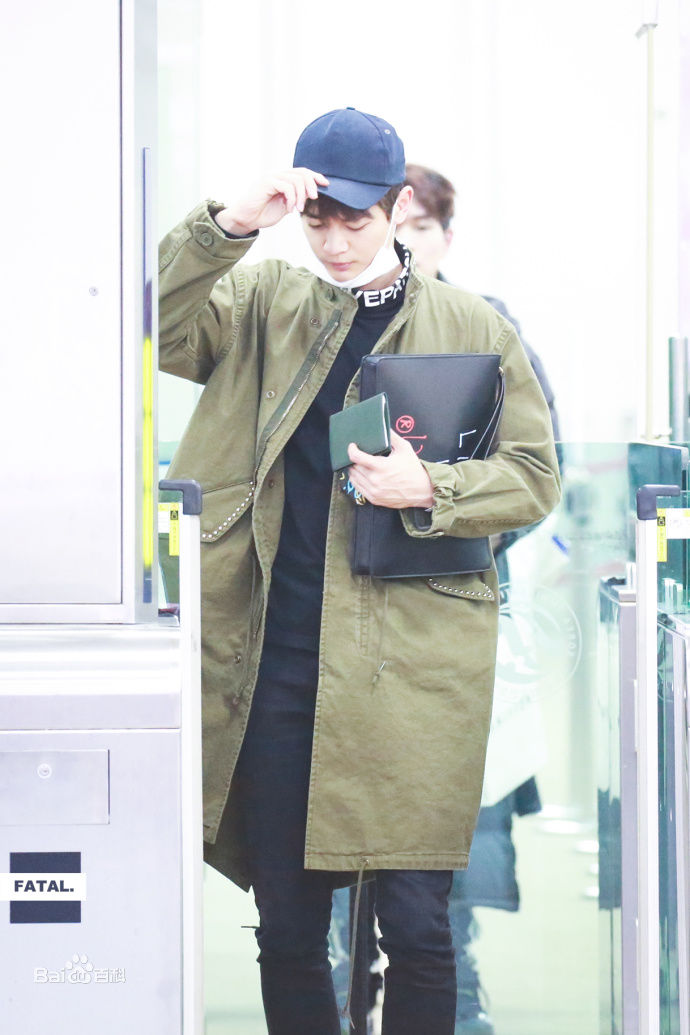 崔珉豪(Choi Minho、)饭拍图前后照片