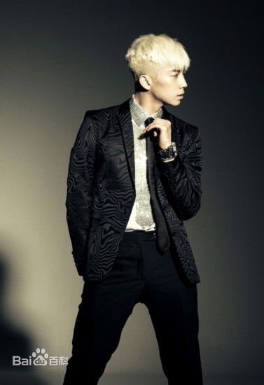 张祐荣(Jang WooYoung、ウョ ン)张佑荣性感图片壁纸