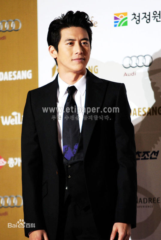 高洙(，コス，Kosoo)青龙电影节颁奖礼壁纸壁纸