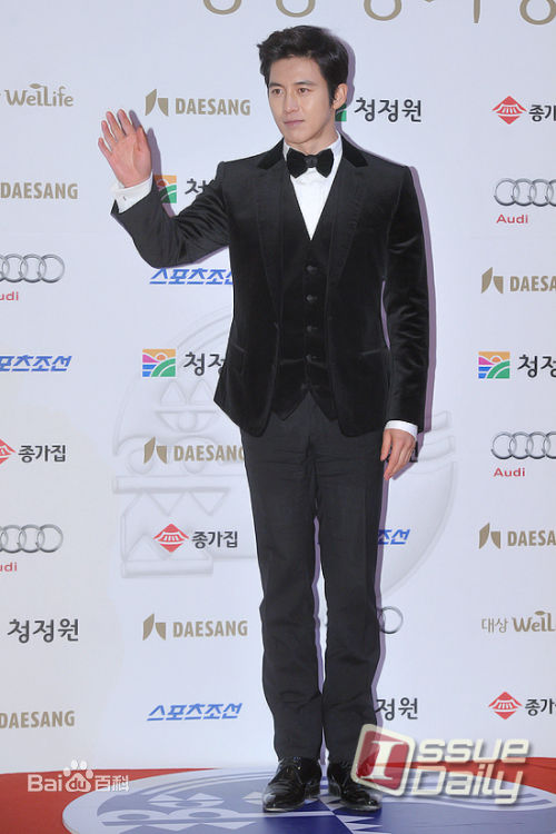 高洙(，コス，Kosoo)青龙电影节颁奖礼壁纸壁纸