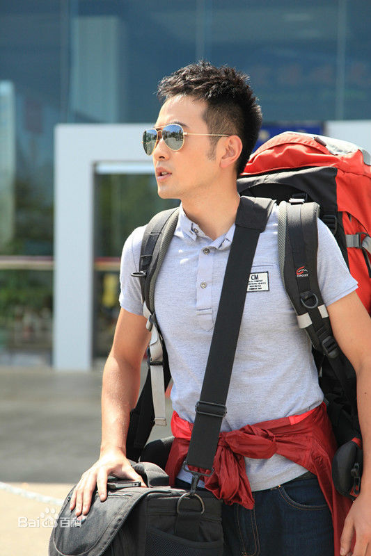 成浚文考班格的诱惑性感图片壁纸