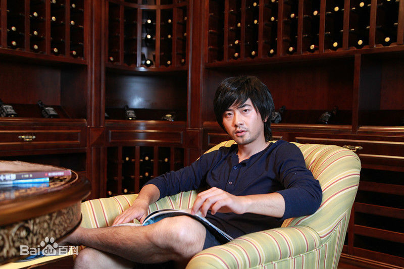 成浚文考班格的诱惑性感图片壁纸