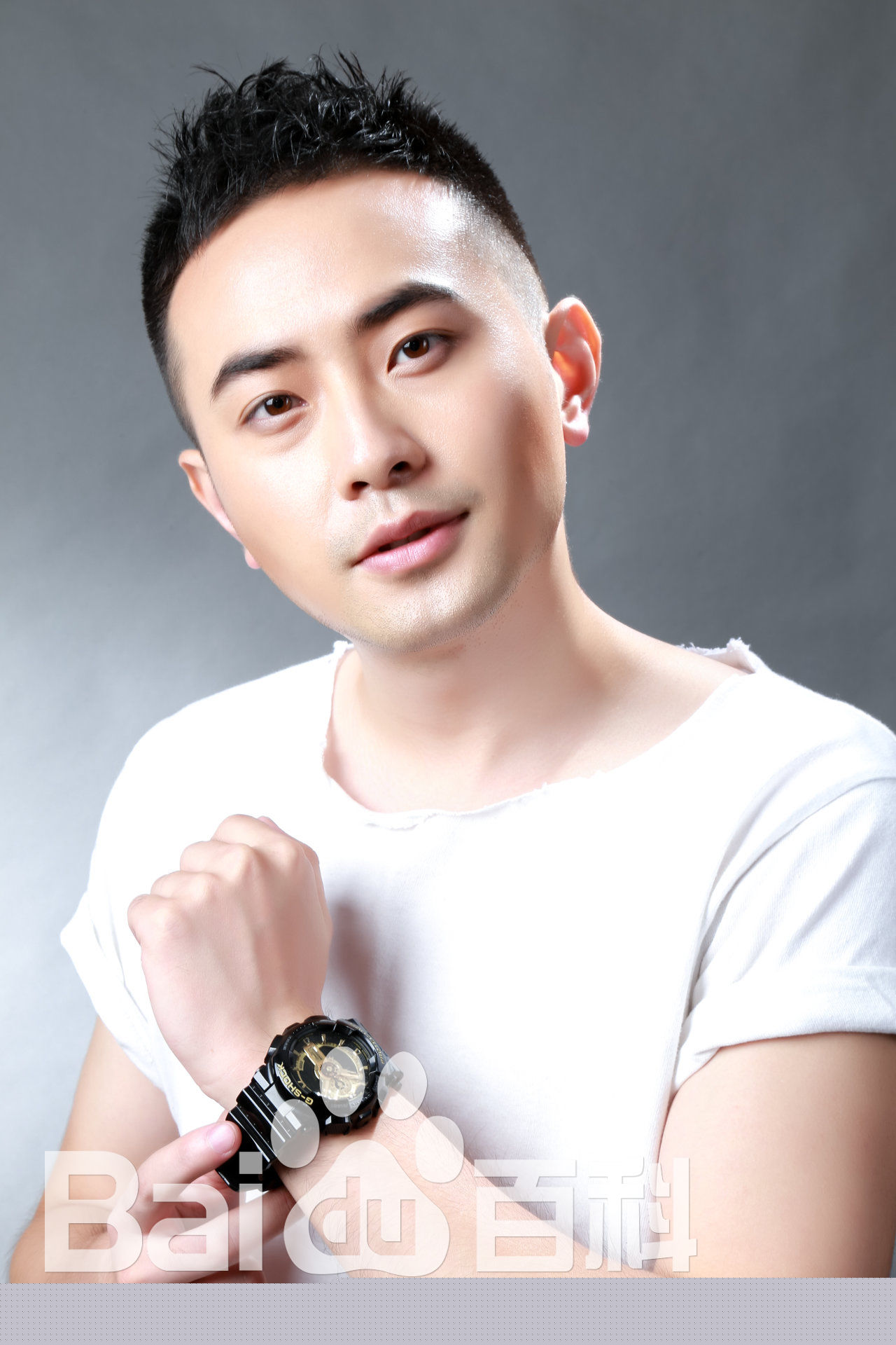 成浚文照片前后照片