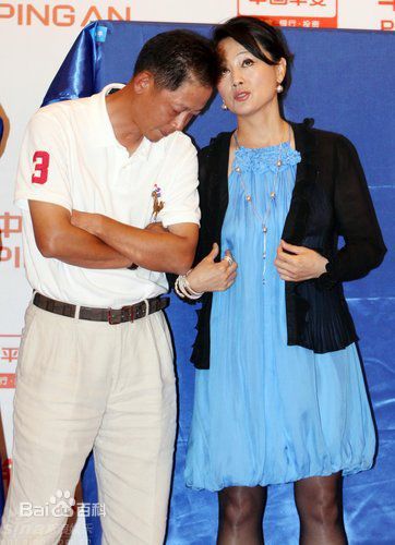 麦田(Wheat) 新闻发布会性感图片壁纸