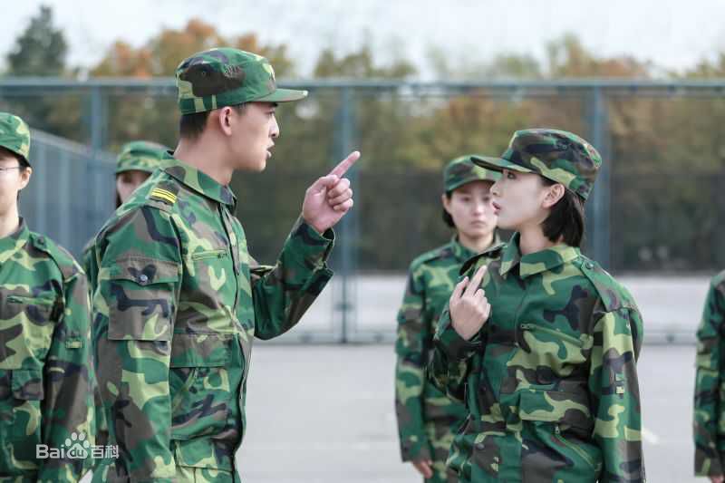 刘超春风十里不如你壁纸壁纸