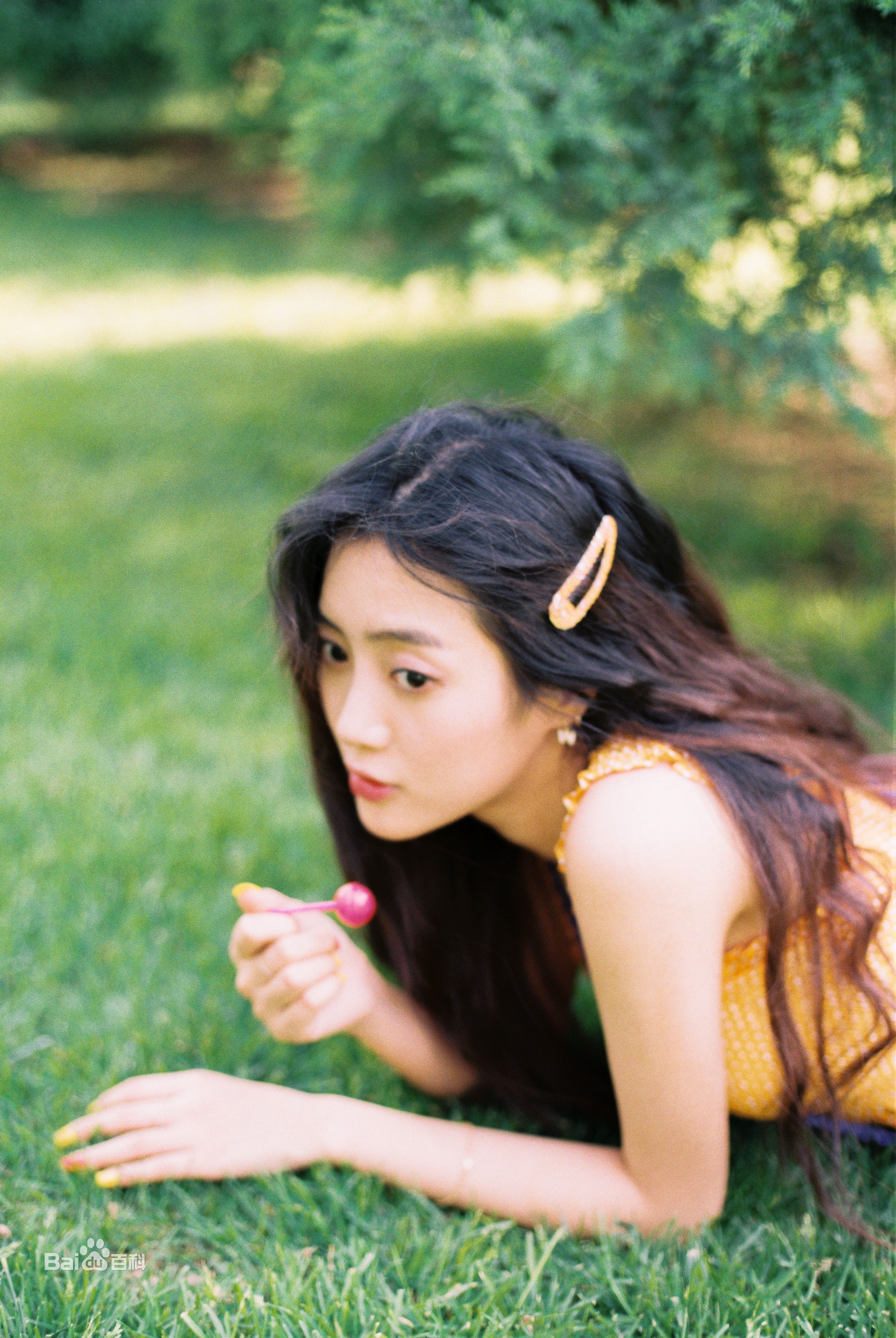 王梓薇前后照片