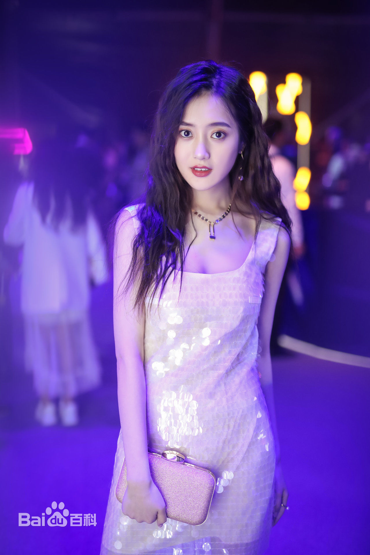 王梓薇时尚活动壁纸壁纸