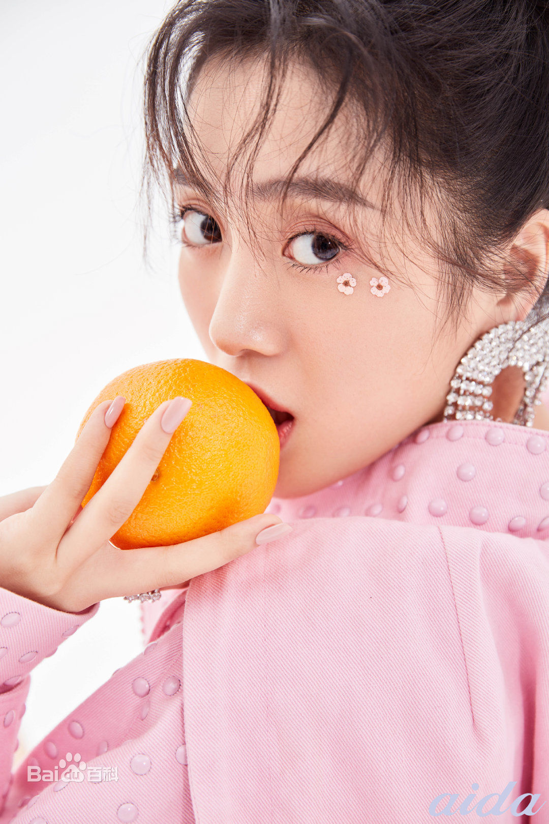 王梓薇最优质杂志美图相册