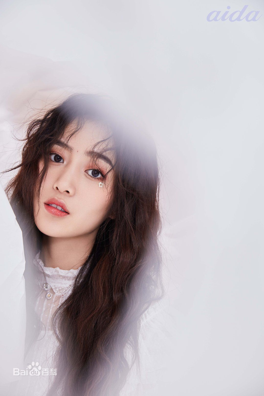 王梓薇最优质杂志美图相册