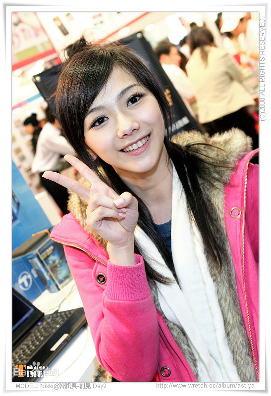 最新邓绍婷(Nikki)性感图片