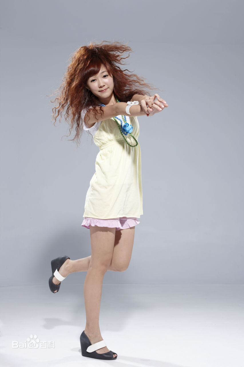 黑Gril(Hey Girl)黑Girl_8妞妞新发型前后照片