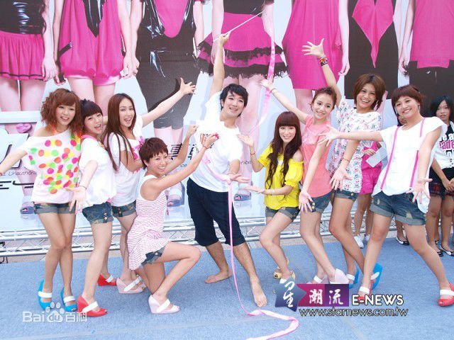 黑Gril(Hey Girl)台北签唱会性感图片图集